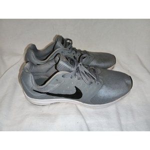 NIKE Downshifter 7 Grey Lightweight Mesh Ruuning Shoes Sneakers Men's Sz 8
